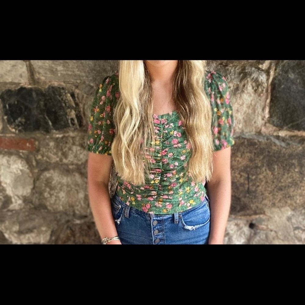 Green Floral Crop Top